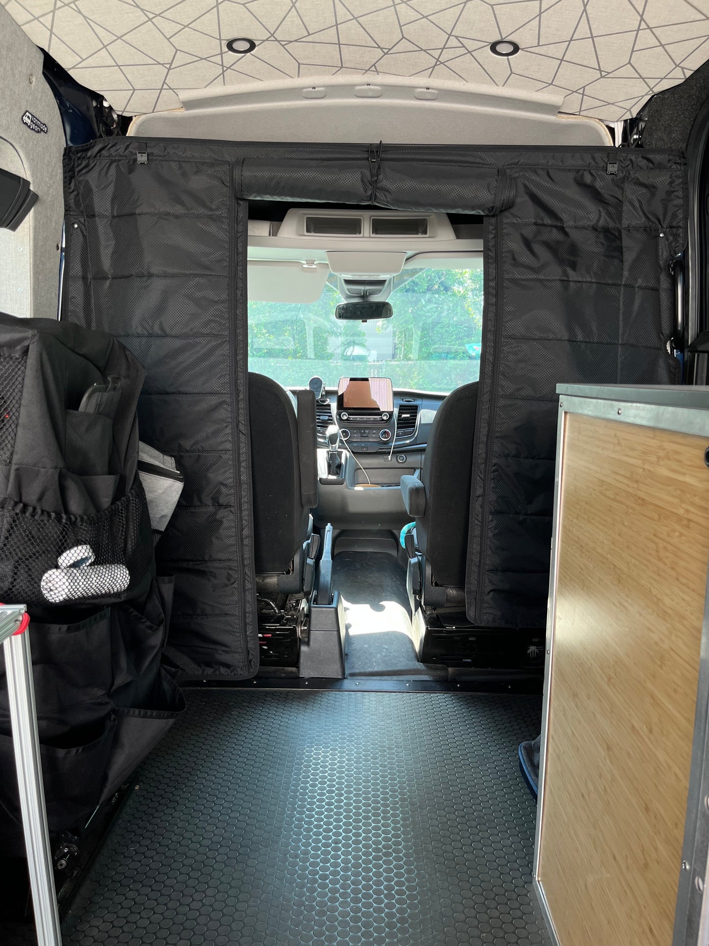 Transit - Cab Partition