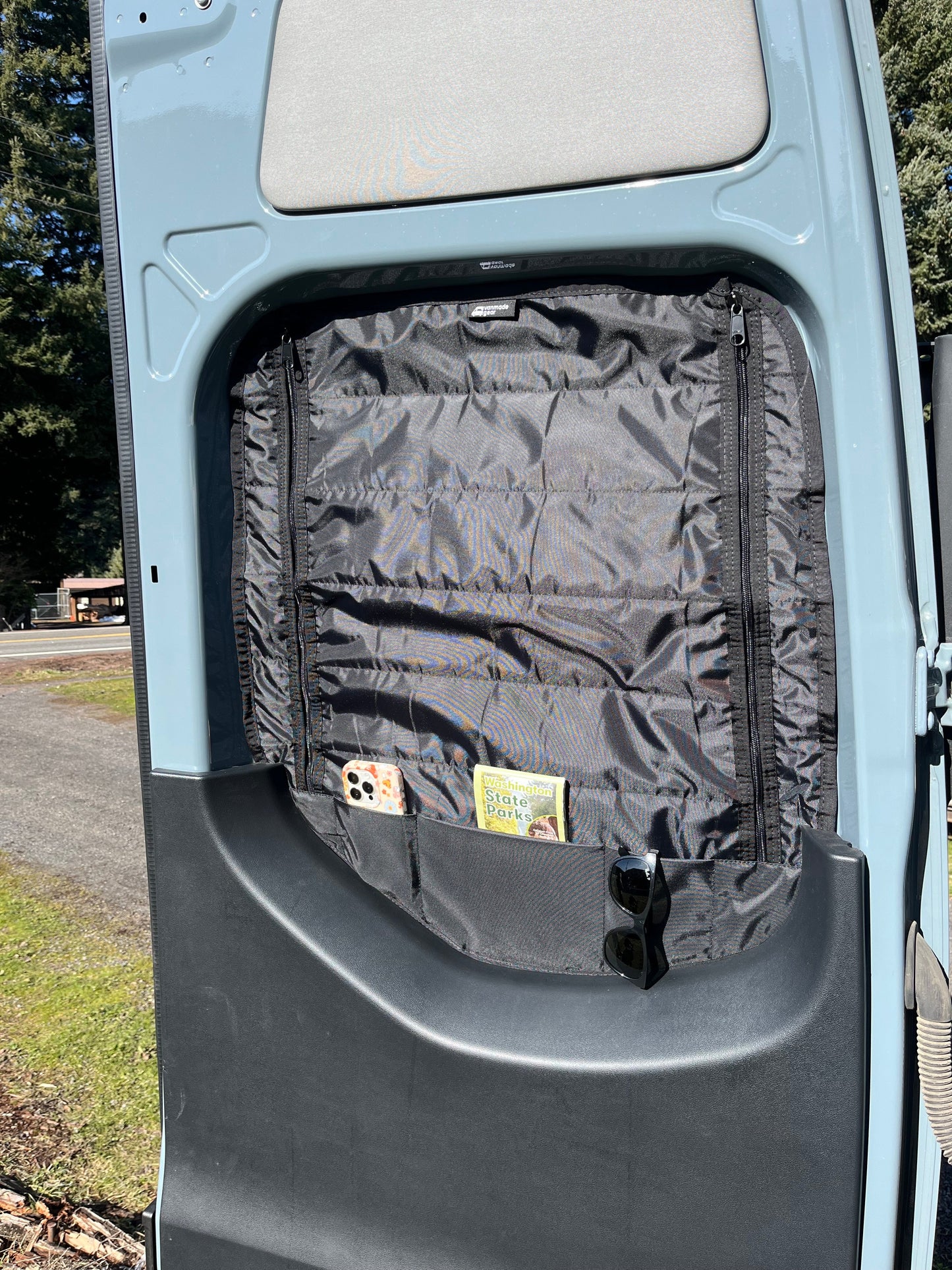 Sprinter 2019+ - Rear Doors (set) Zipper Series