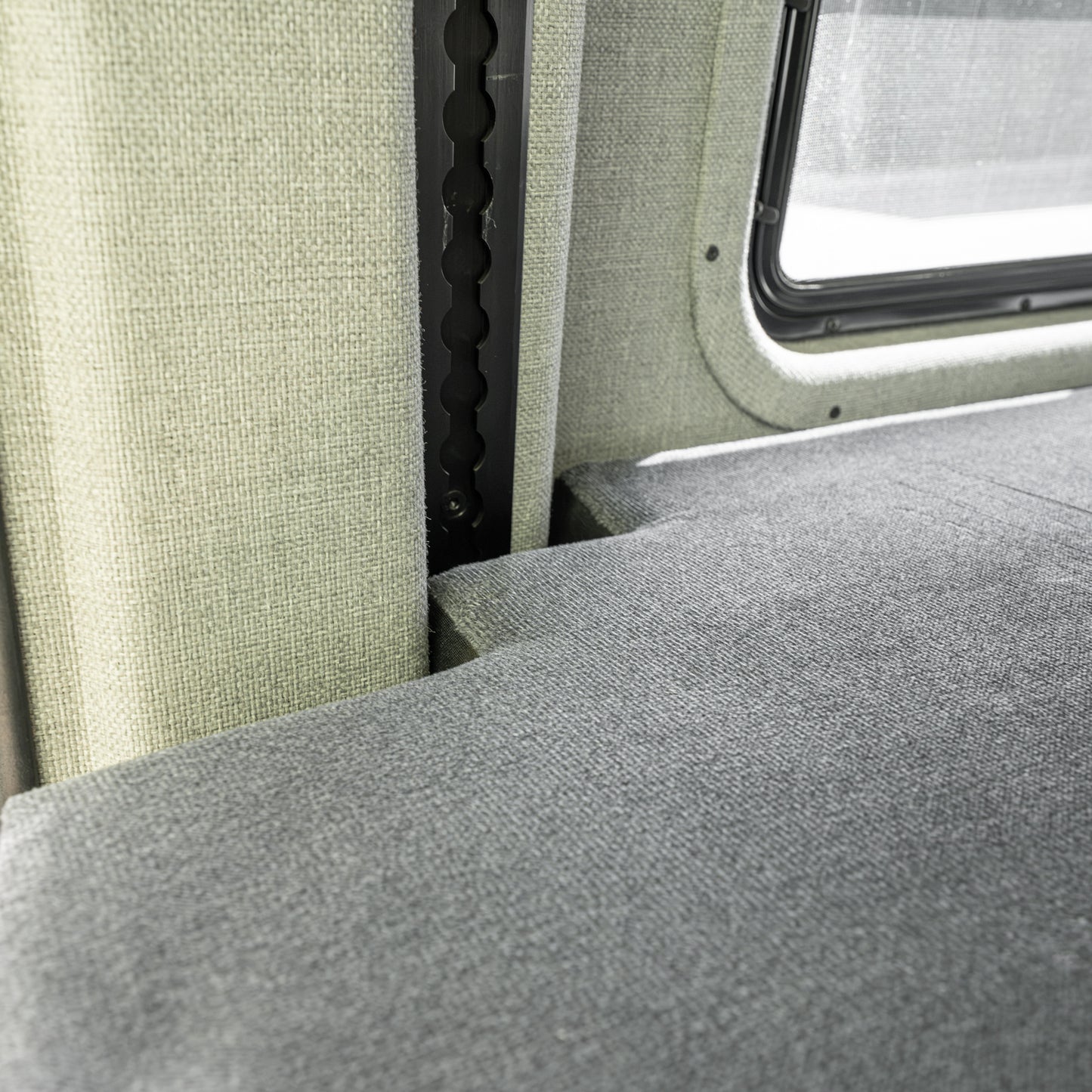 Traverse Mattress Corner Fitment