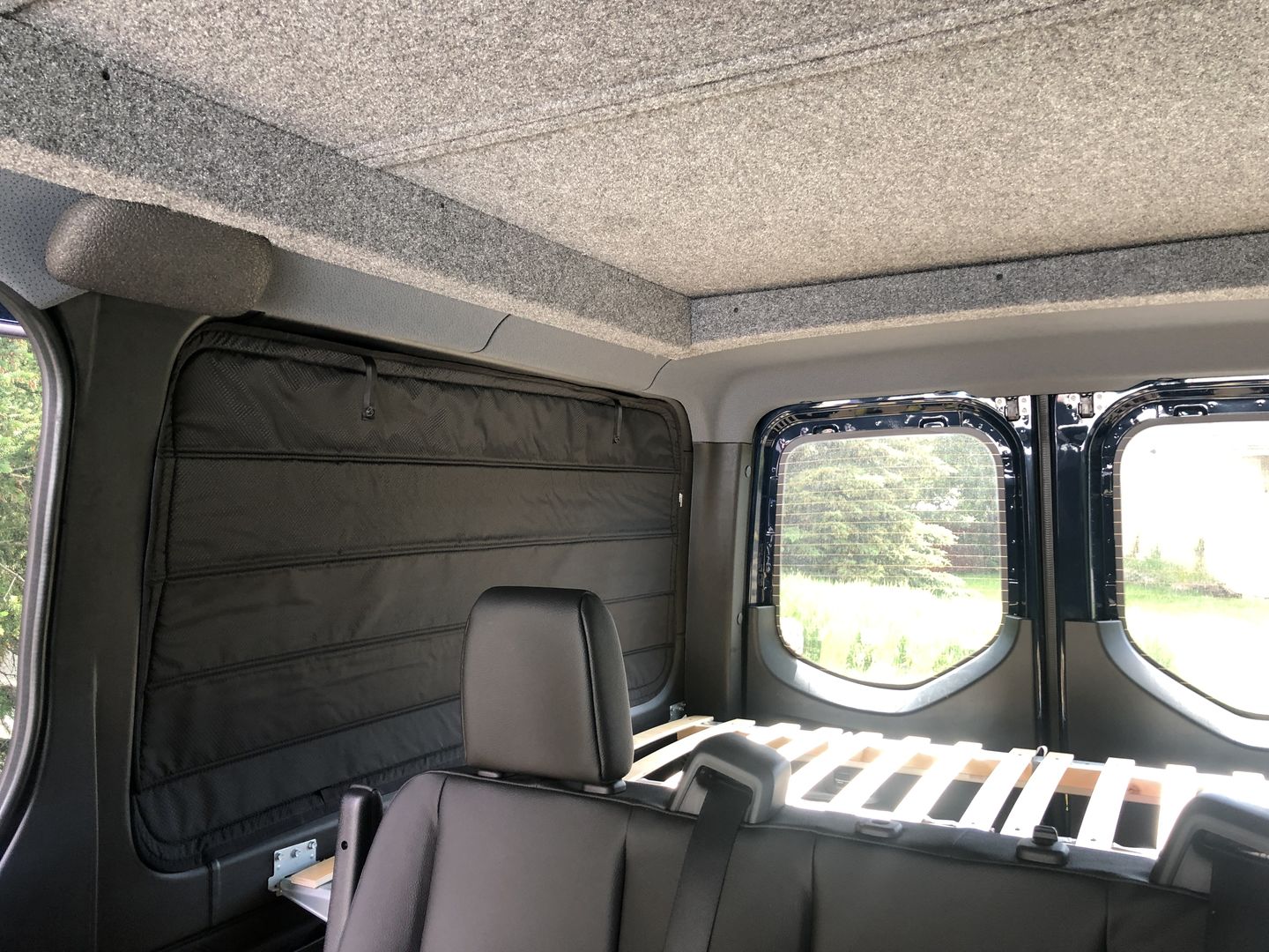 Sprinter - 144wb Quarter Panel Shade (Driver's Side)